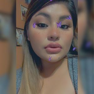 Meet your Posher, Mayra